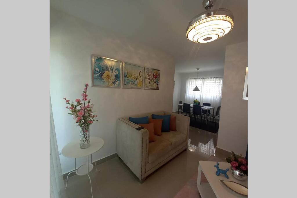 Confortable Apartamento De 3 Tres Habitaciones, Con Hermosa Vista De Area Verde, Ademas De Piscinas Y Juegos Infantiles En Area Recreativa Сантьяго-де-лос-Трейнта-Кабальєрос Екстер'єр фото