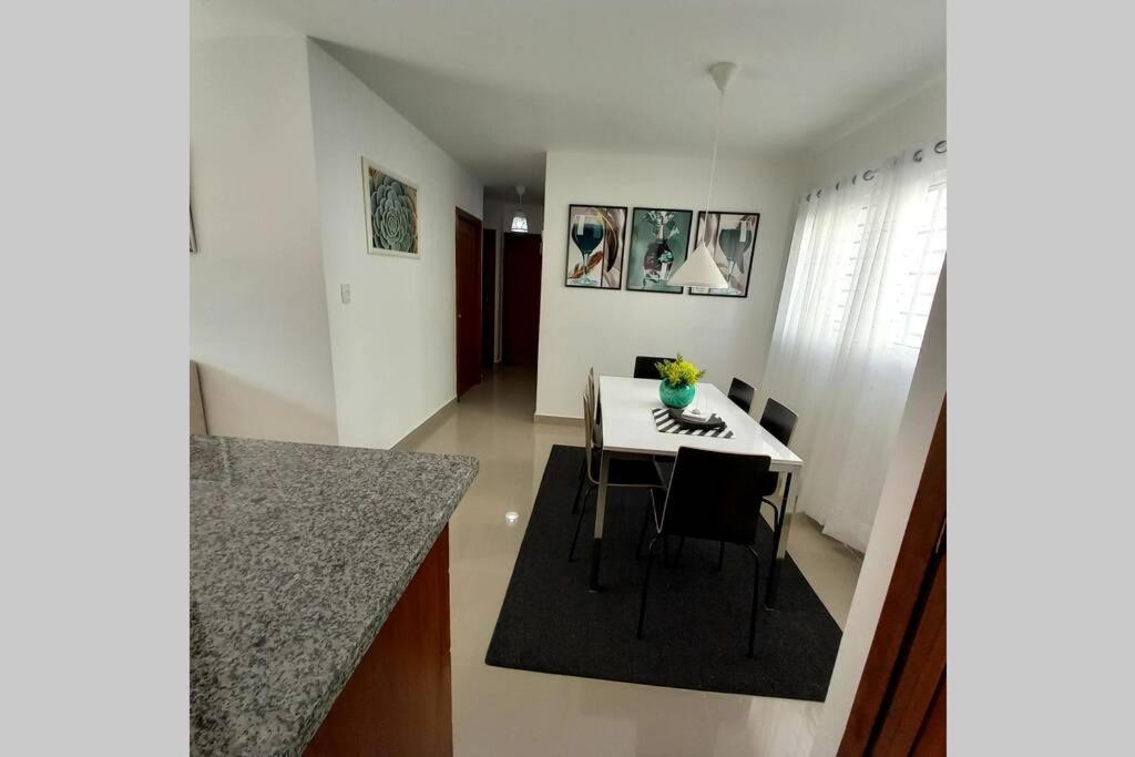 Confortable Apartamento De 3 Tres Habitaciones, Con Hermosa Vista De Area Verde, Ademas De Piscinas Y Juegos Infantiles En Area Recreativa Сантьяго-де-лос-Трейнта-Кабальєрос Екстер'єр фото